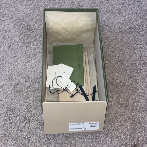 Authentic Gucci Slides - SIZE 39(9W) - Picture 7 of 9